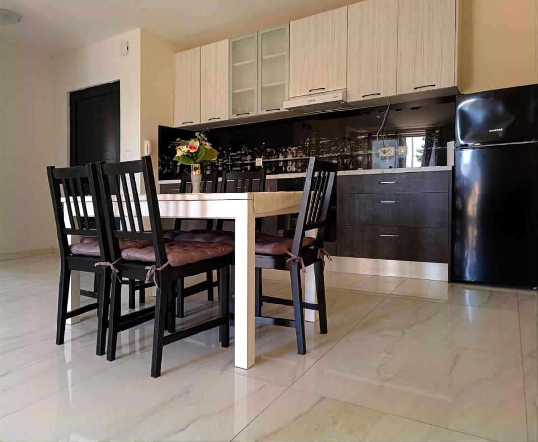 Apartmani Triva Split Bagian luar foto